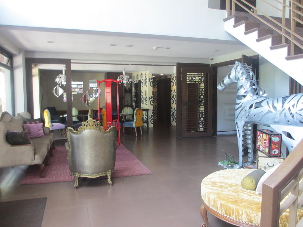 The Theodore Hotel Tagaytay City Dış mekan fotoğraf