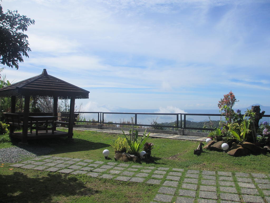The Theodore Hotel Tagaytay City Dış mekan fotoğraf